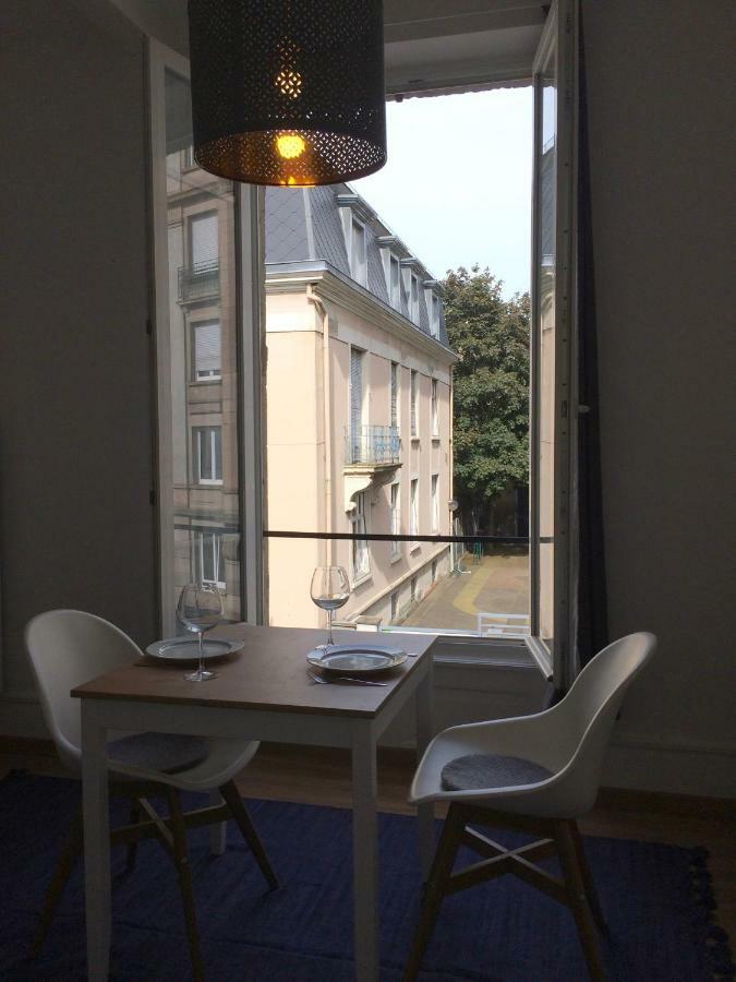Lola Apartment Страсбург Екстериор снимка