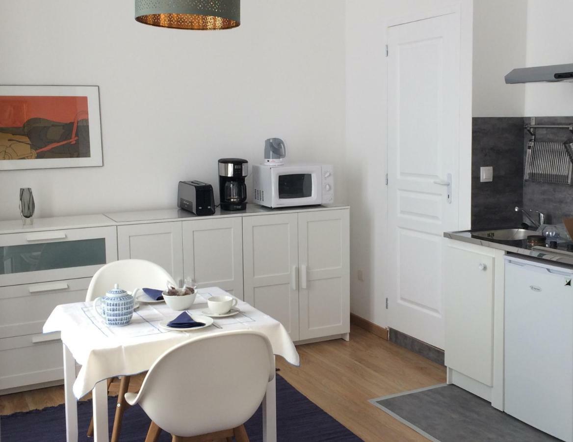 Lola Apartment Страсбург Екстериор снимка
