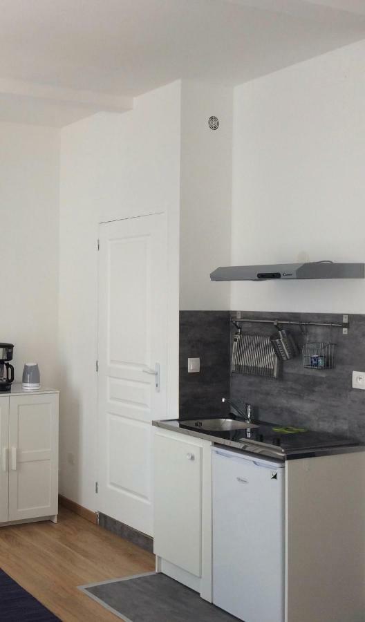 Lola Apartment Страсбург Екстериор снимка