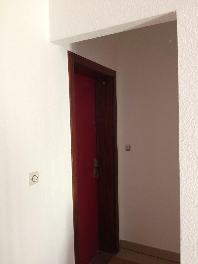 Lola Apartment Страсбург Екстериор снимка